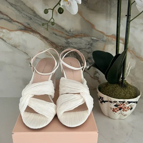 Loeffler Randall Reed Twist Pleated Sandals In Pearl, New in box - Picture 3 of 9